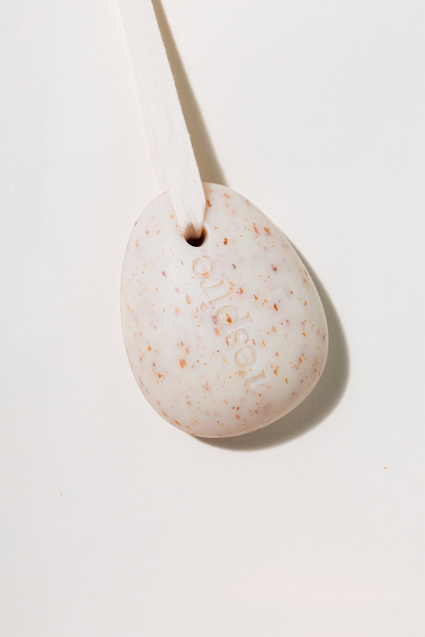 Soin exfoliant solide